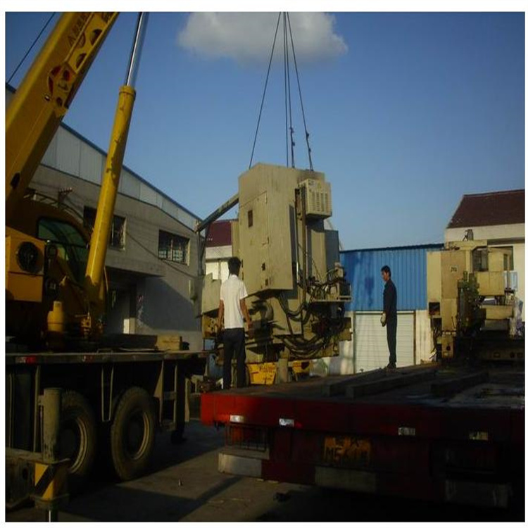 东西湖专业起重吊装服务